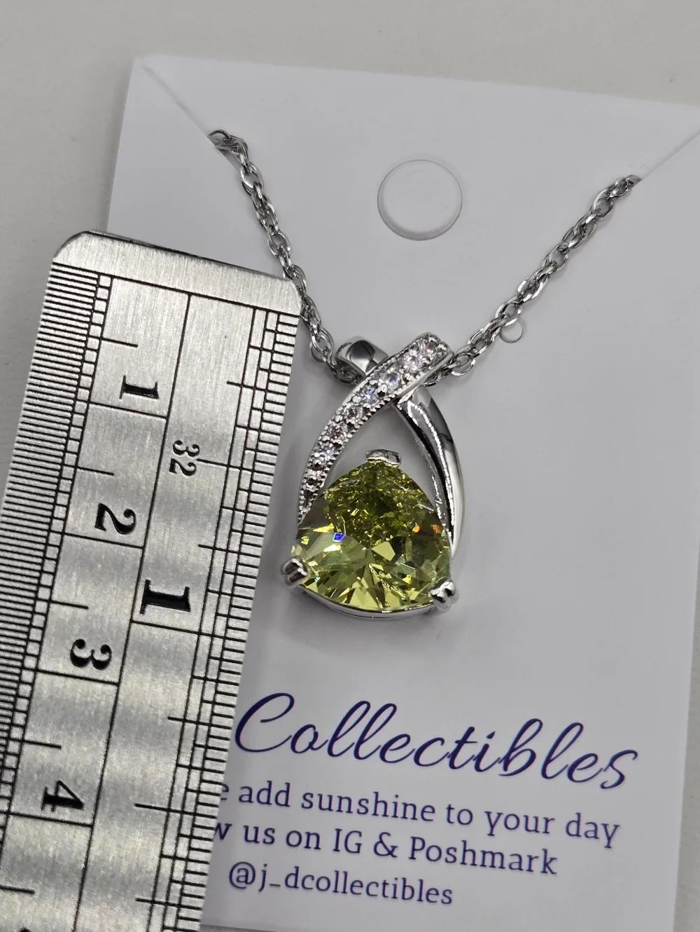 Swarovski Crystal Elements Silver Statement Necklace Yellow Green 18-20 inch